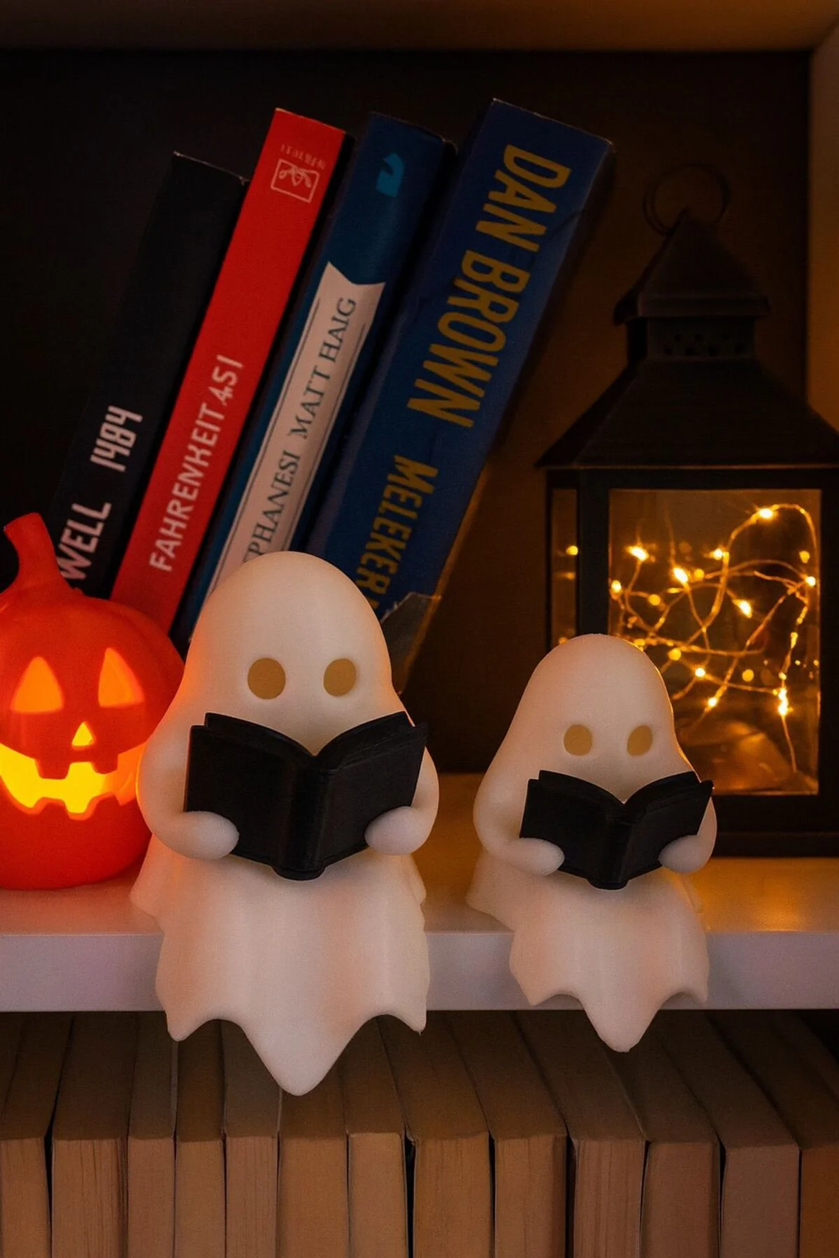 KİTAP OKUYAN HAYALET Figürü 2’li Pilli Mum İle Kullanım Masaüstü Dekoru Halloween Dekoratif Figür