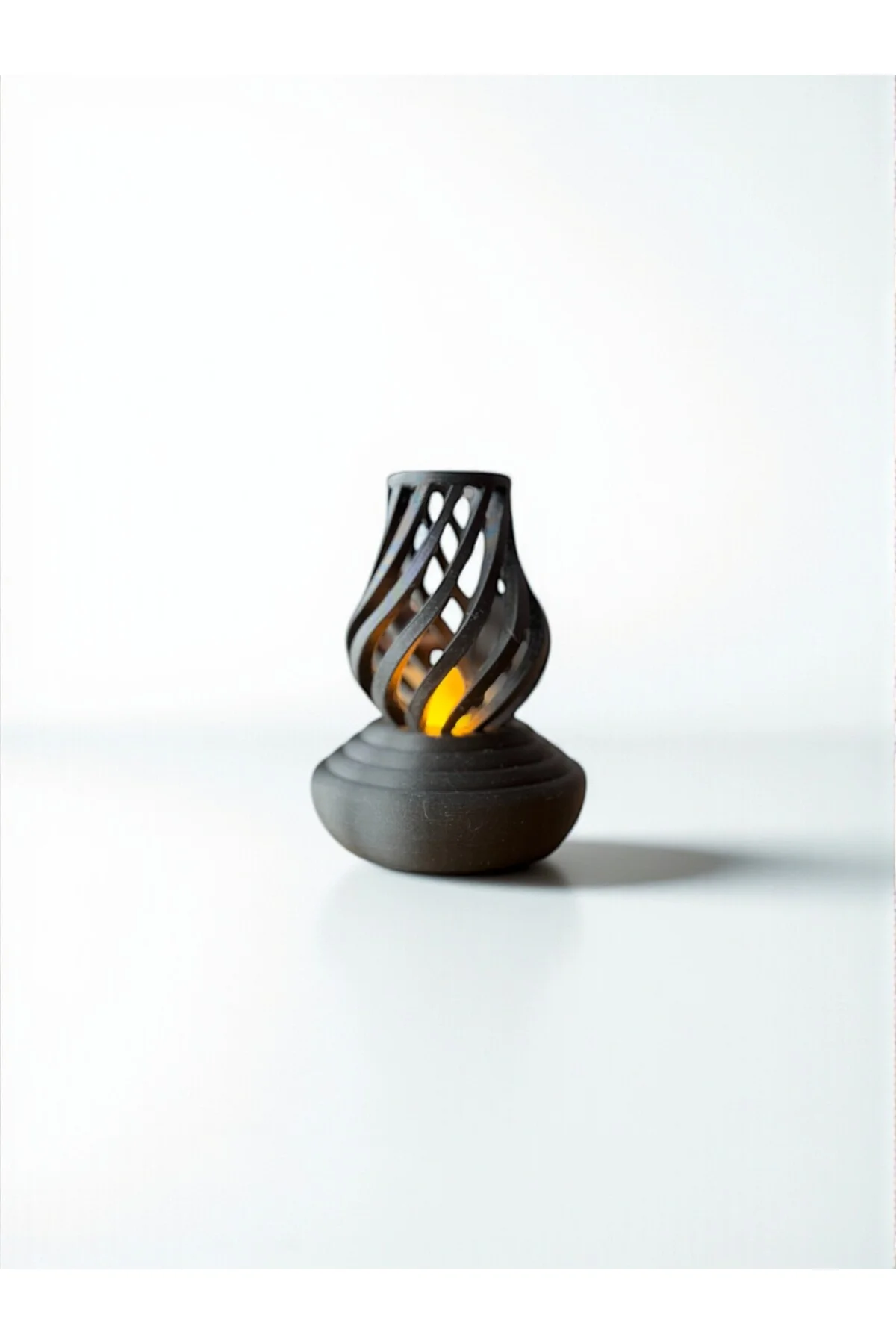 Spiral Dekoratif Mum Lamba -Tealight– Loş Işık Uyumu